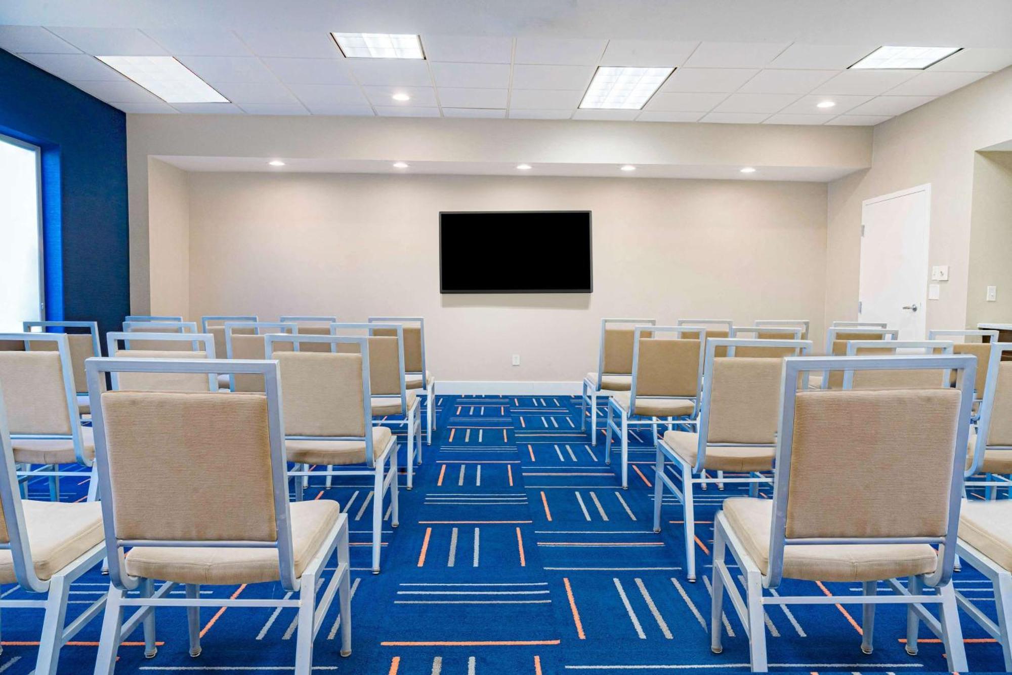 Hampton Inn Baton Rouge - Денъм Спрингс Екстериор снимка