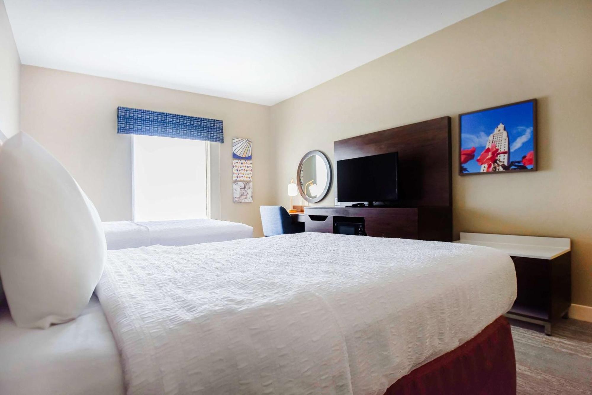 Hampton Inn Baton Rouge - Денъм Спрингс Екстериор снимка