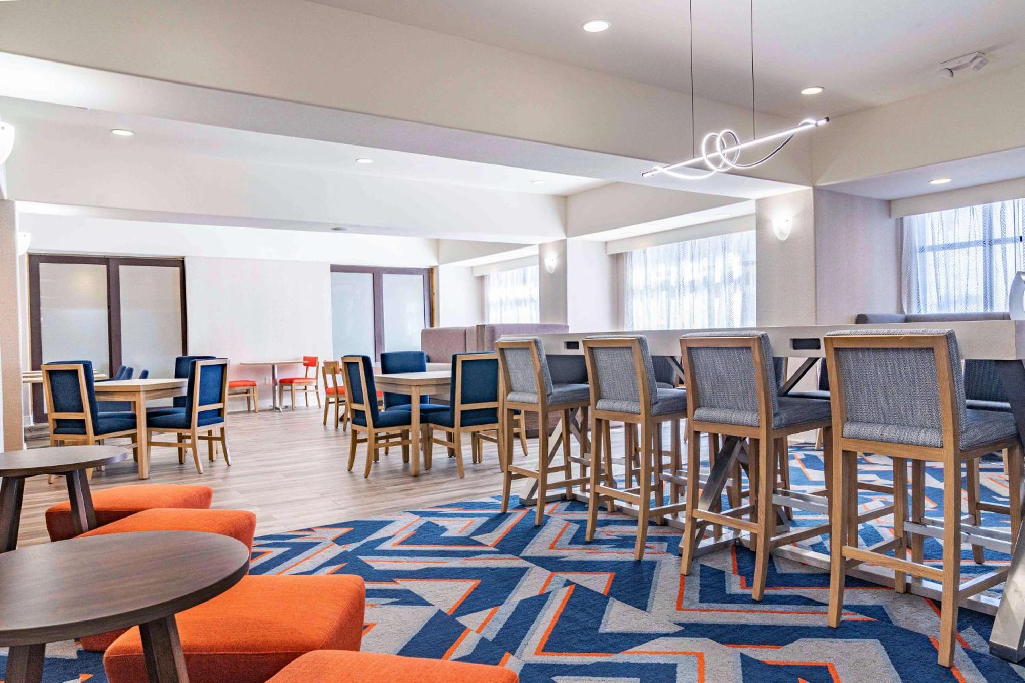 Hampton Inn Baton Rouge - Денъм Спрингс Екстериор снимка
